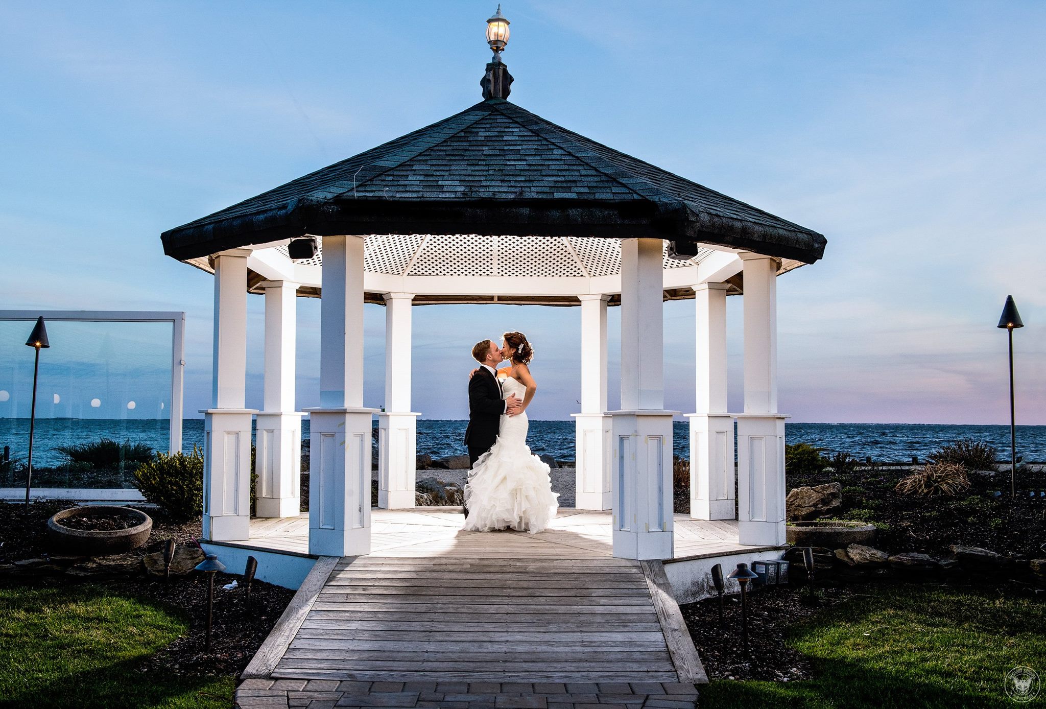 Photo: Wedding Ceremony Waterfront