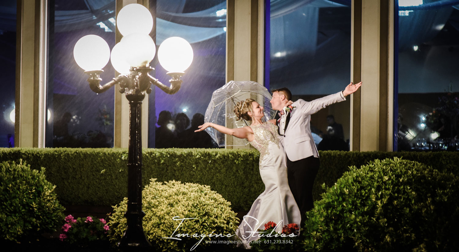 Photo: Wedding Reception Waterfront